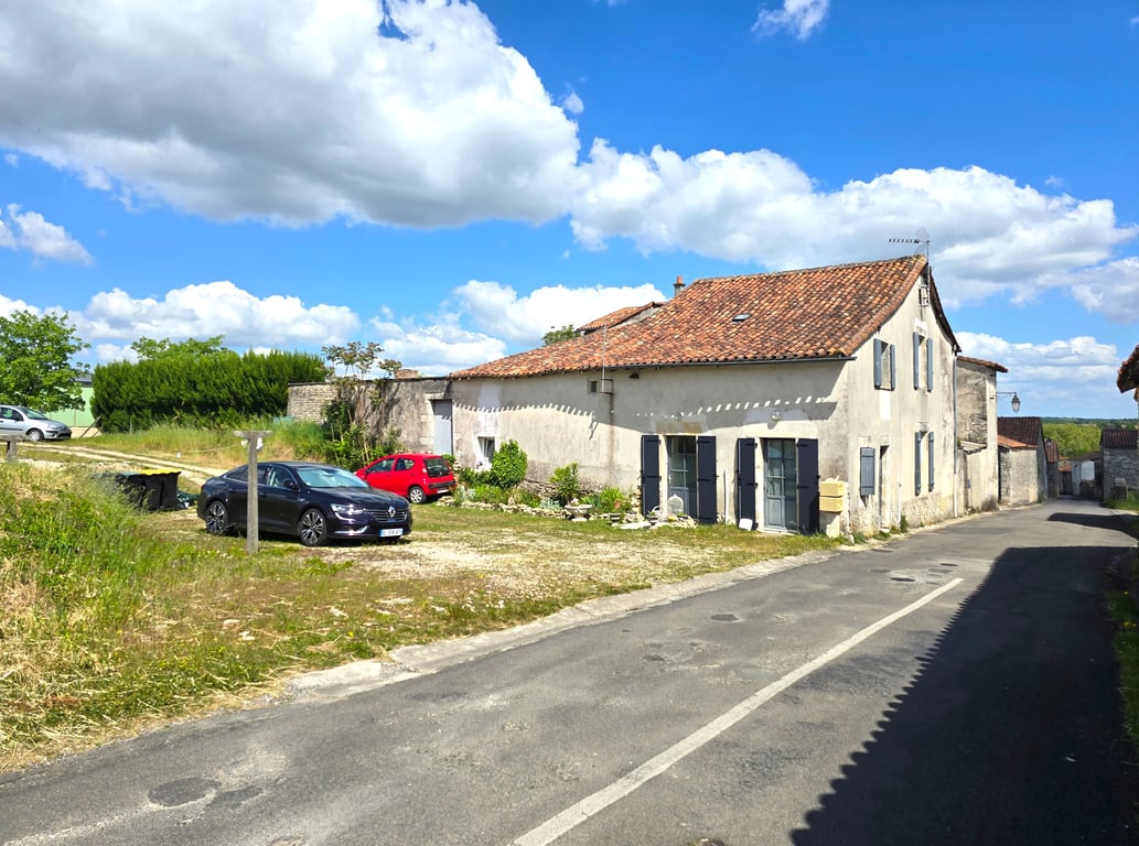 House in Verteuil-sur-Charente