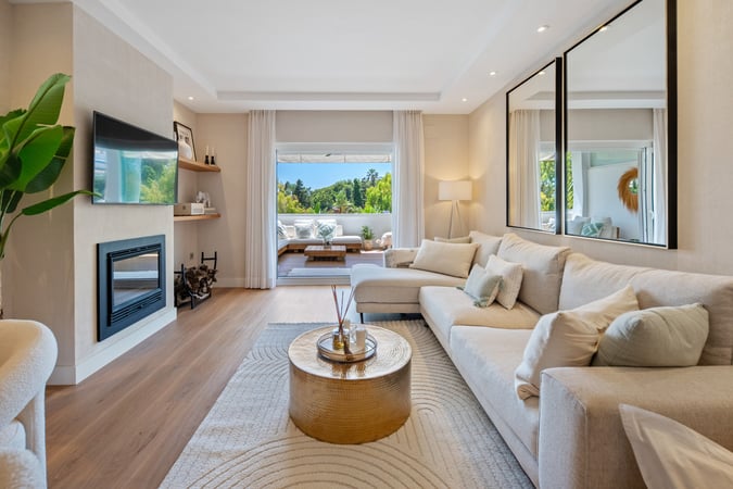 Apartment in Nueva Andalucia - view 1