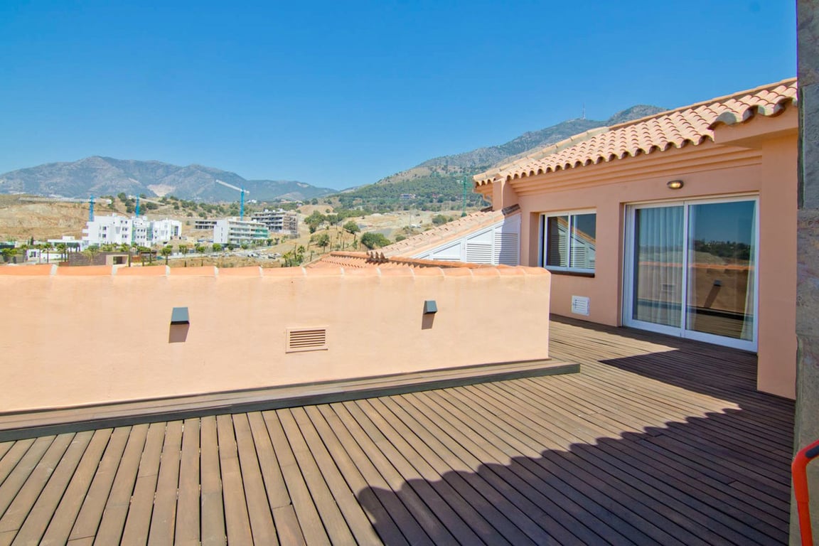 Penthouse in Fuengirola - Image 2
