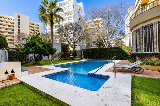 Apartment in Marbella - view 1