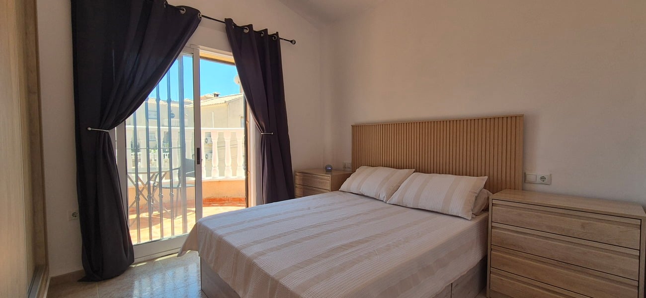 Villa in Villamartin - Image 2