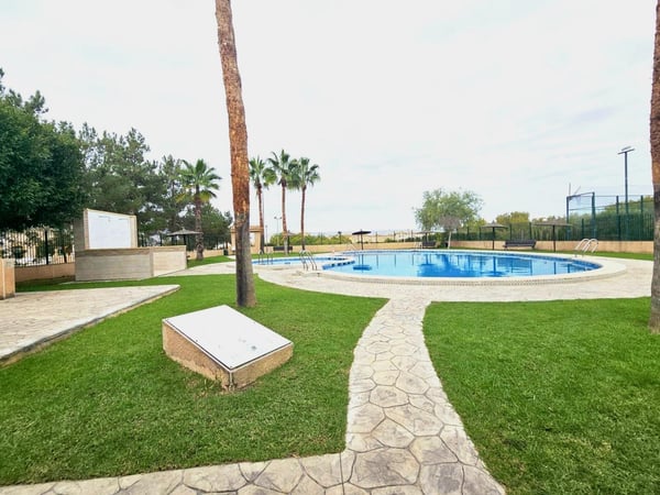 House in Urbanizacion los Balcones - view 1