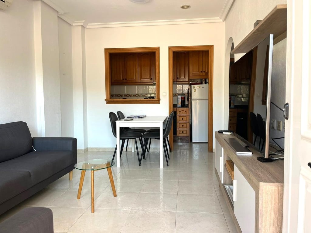 House in Torrevieja - Image 2