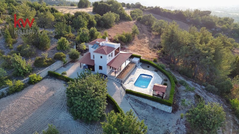 House in Meladeia - view 1