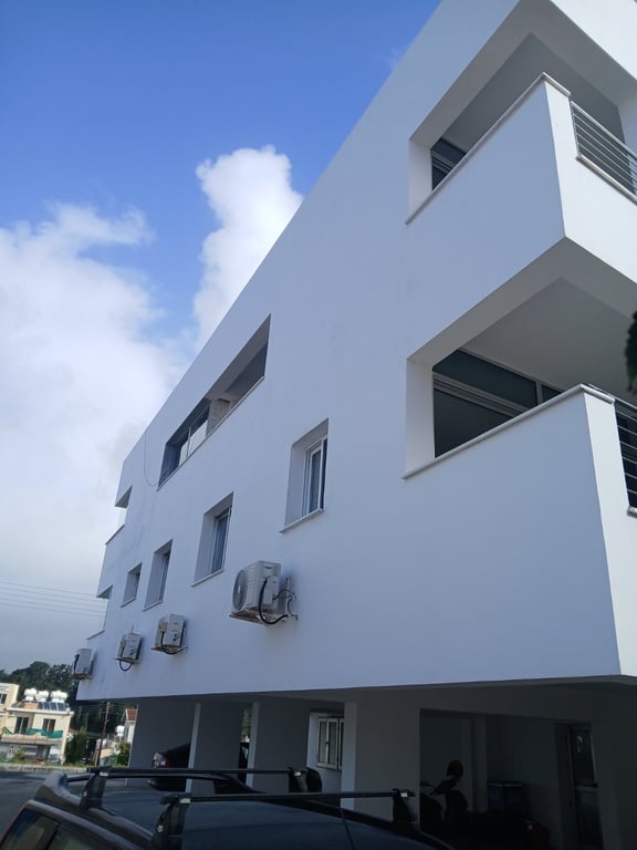 House in Chlorakas - Image 3