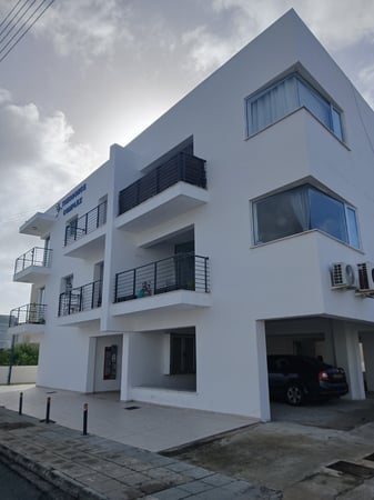 House in Chlorakas - view 1