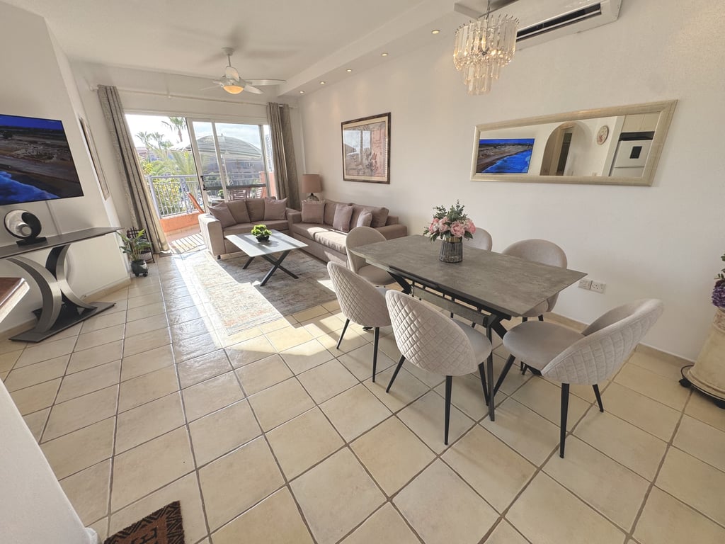 House in Kato Paphos - Image 2