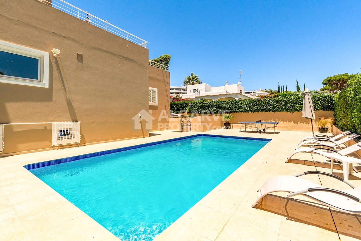 Villa in Vilamoura - Image 2
