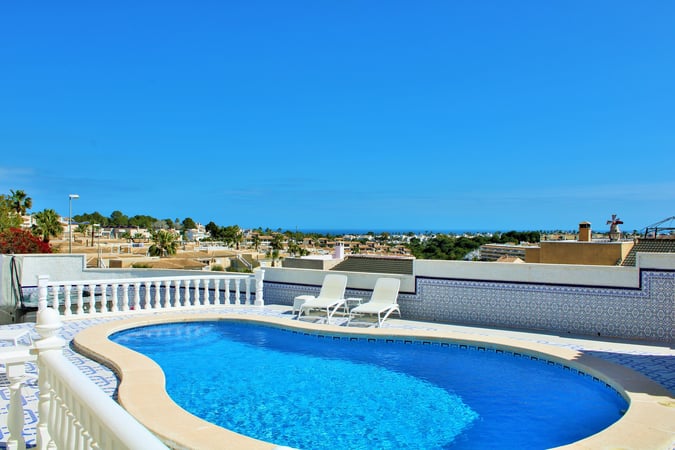 House in Villamartin - view 1