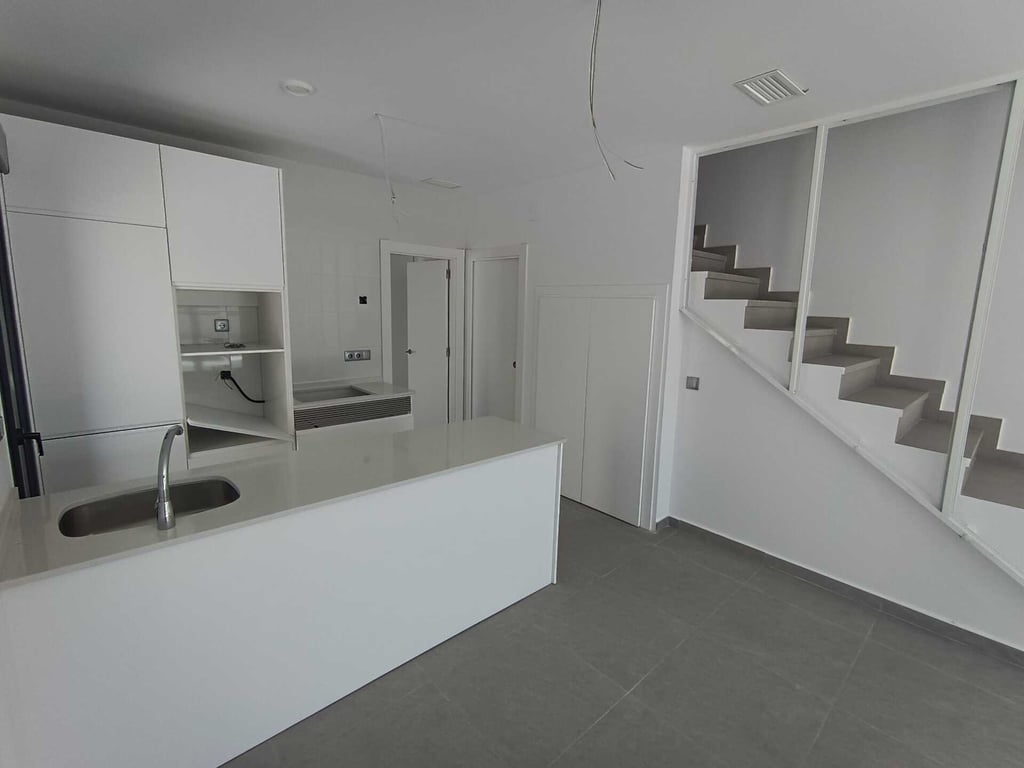 House in Daya Nueva - Image 2