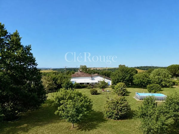 House in Duras - view 1