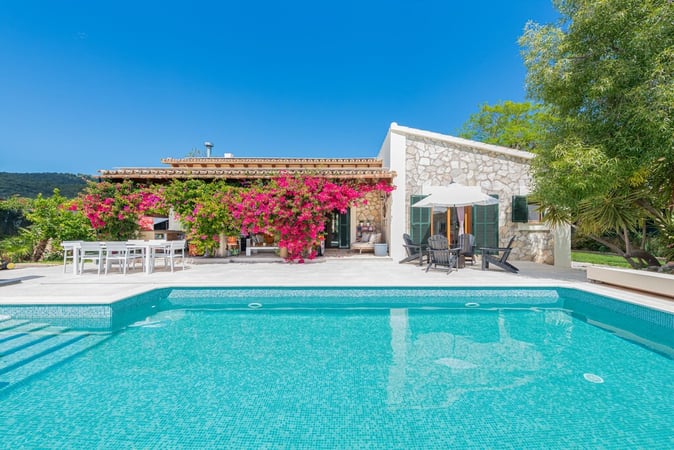 Villa in Pollenca - view 1