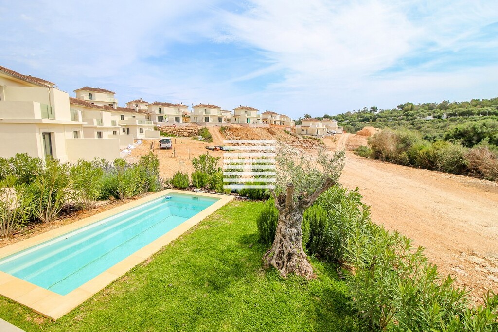 Villa in Cala Romantica - Image 2
