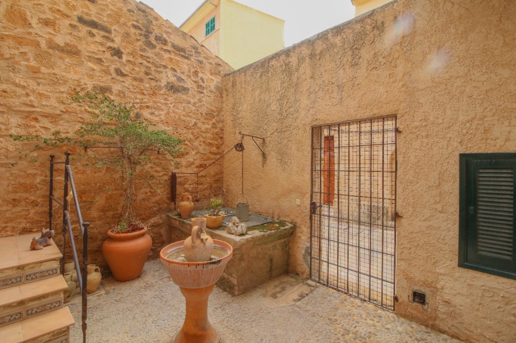 House in Alcudia - Image 3
