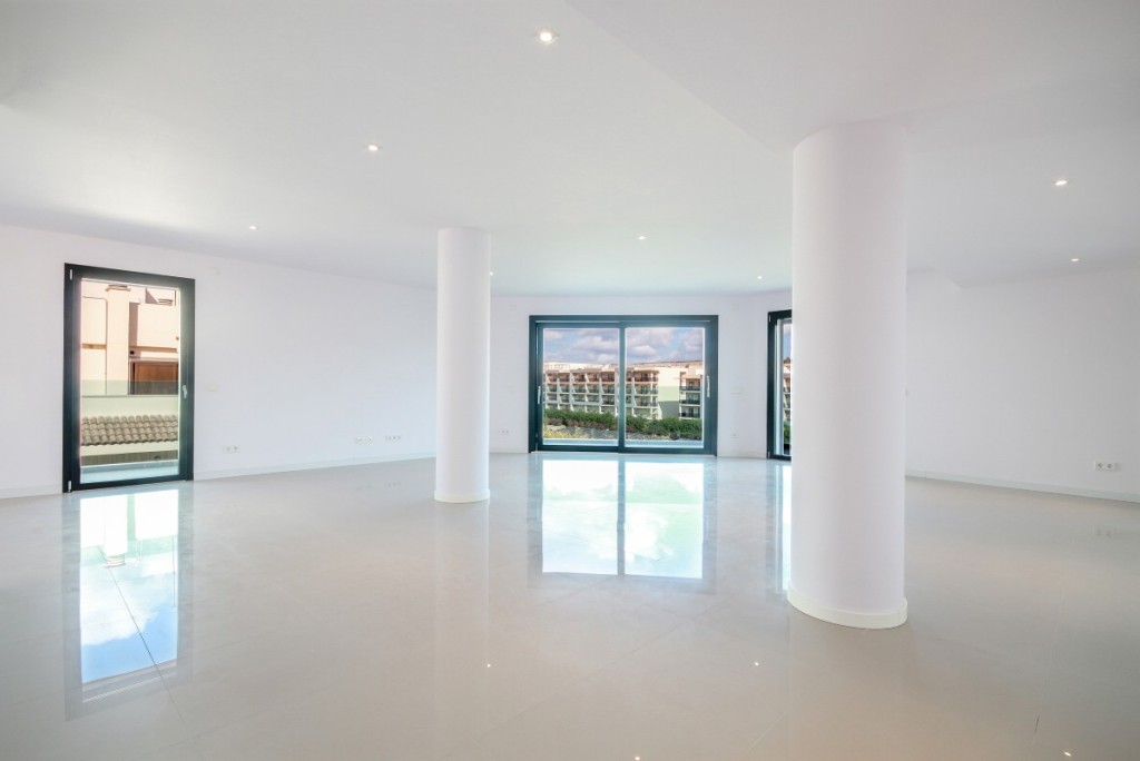 Penthouse in Port d'Alcudia - Image 2