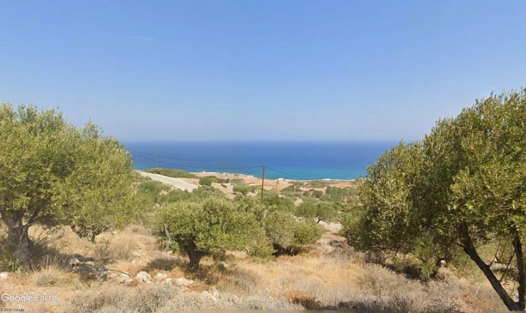 House in Agios Nikolaos - view 1