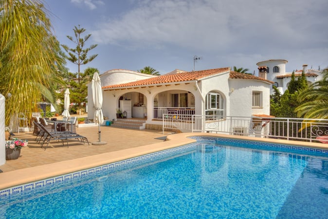 Villa in Moraira - view 1