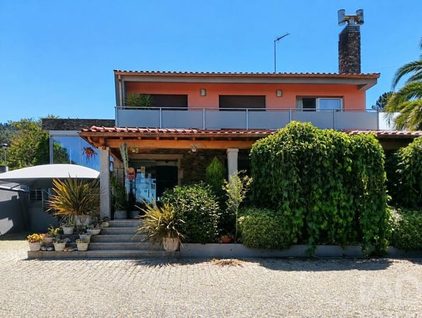 House in Deao - view 1