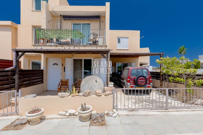 House in Paralimni - view 1