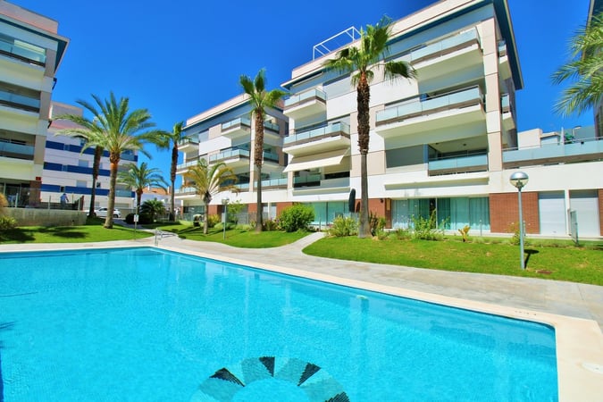 Apartment in Villamartin - view 1