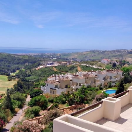 Apartment in Casares - view 1