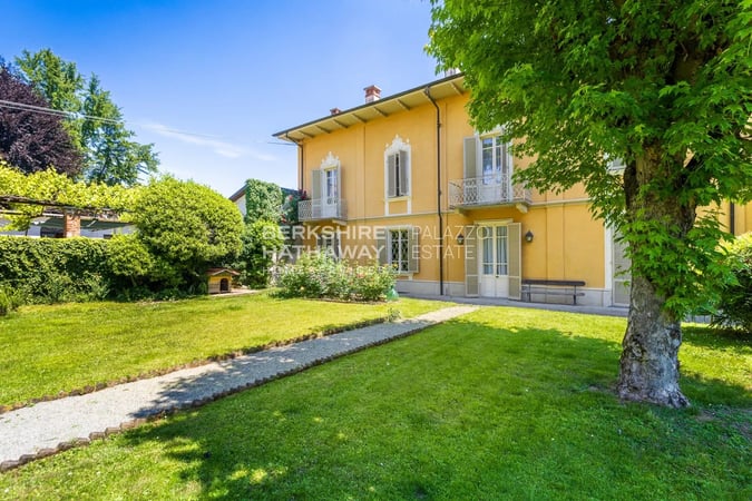 House in Caluso - view 1