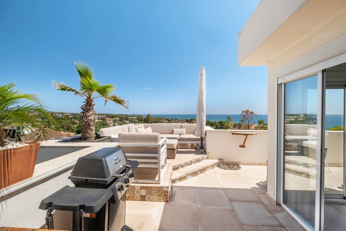 Penthouse in Marbella - view 1