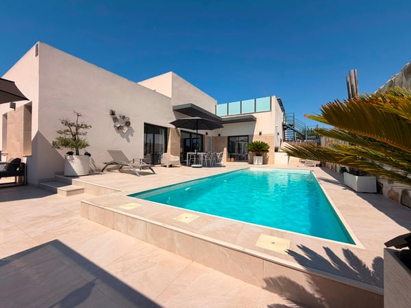House in Daya Nueva - view 1