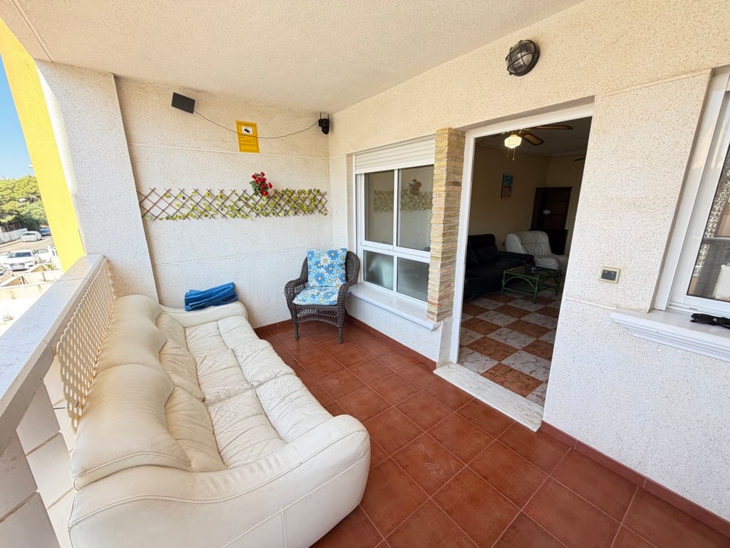 Apartment in Villamartin - Image 2