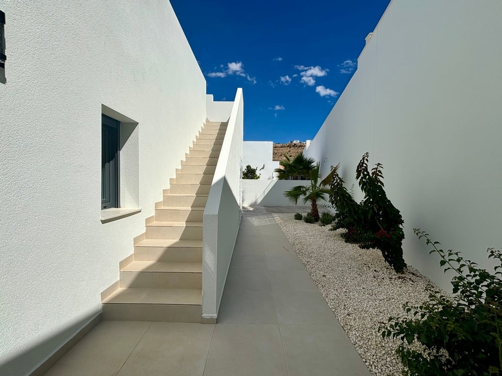 House in Rojales - Image 3