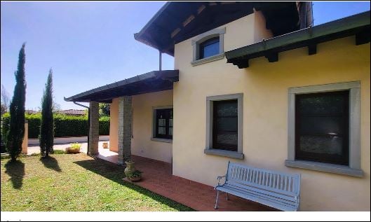 House in Castiglione di Garfagnana - Image 3