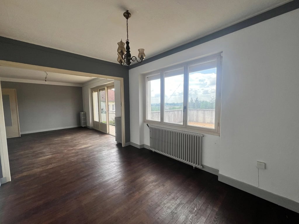 House in Nontron - Image 2