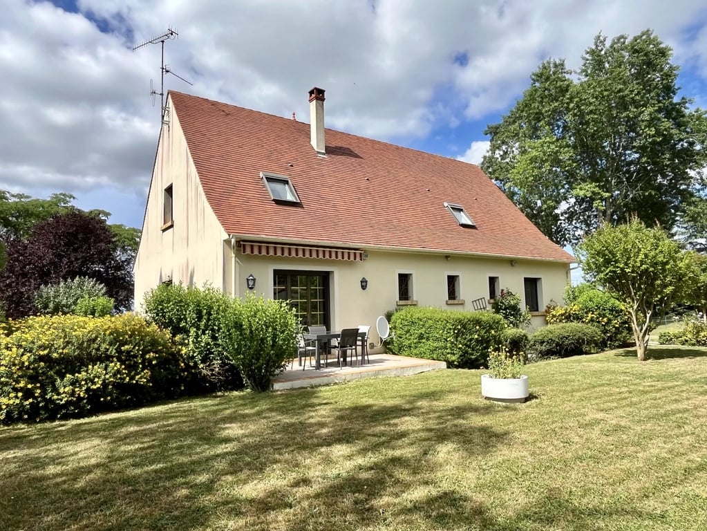 House in Saint-Sulpice-de-Roumagnac - Image 2