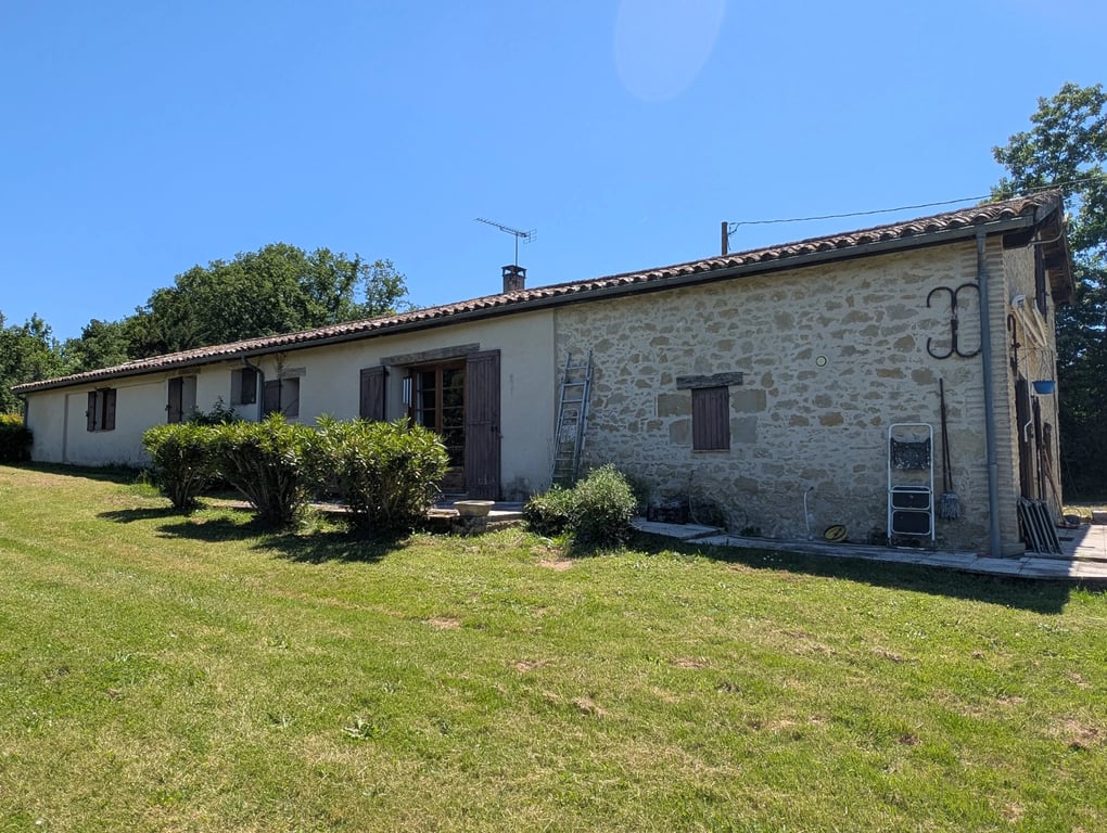 House in Tombebœuf - Image 2