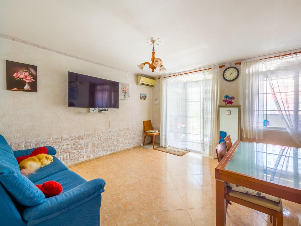 House in Torrevieja - Image 2