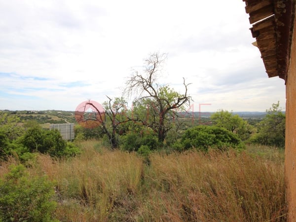 Land in Loule - view 1