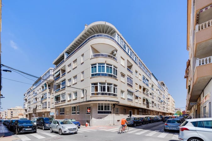 Apartment in Torrevieja - view 1