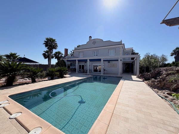Villa in San Fulgencio - view 1