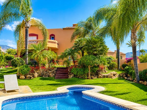 Villa in Marbella - view 1