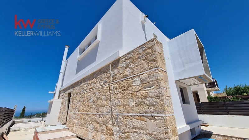 House in Tremetousia - view 1