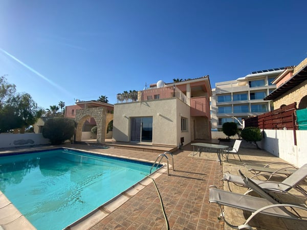 House in Lempa - view 1