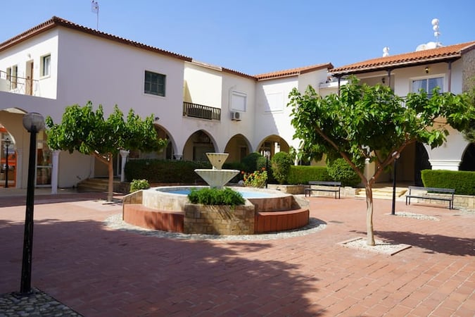 House in Kato Paphos - view 1