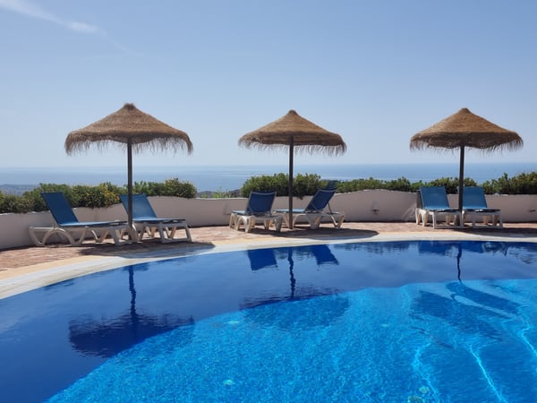 Apartment in Artola - view 1