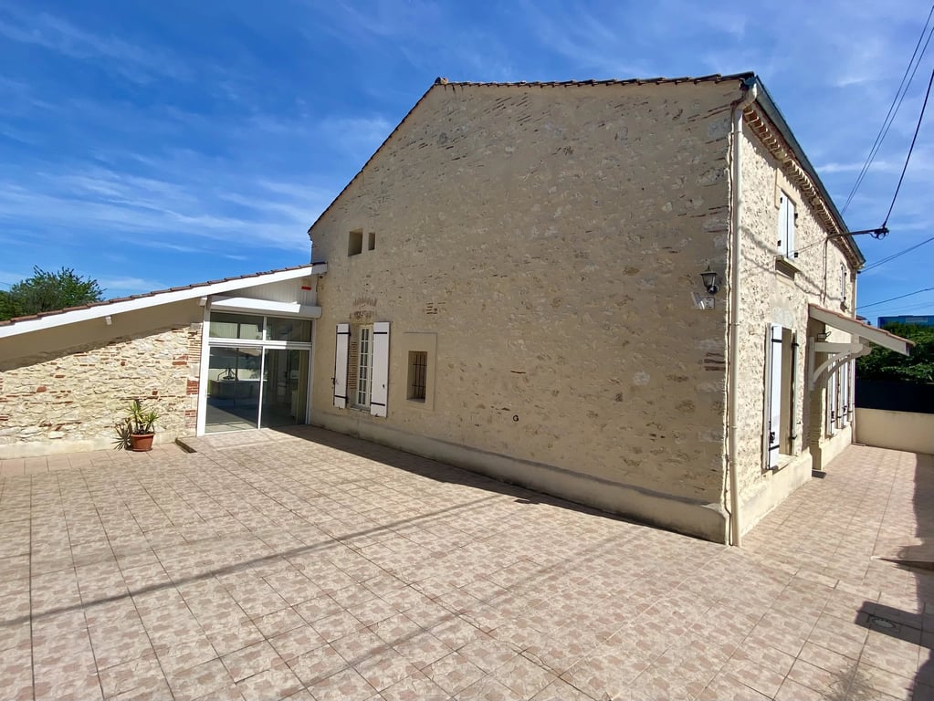 House in Villeneuve-sur-Lot - Image 2