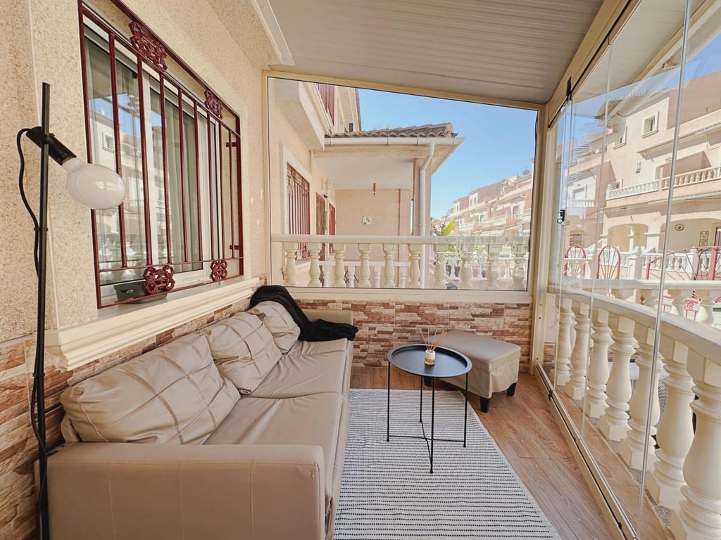 House in Playa Flamenca - Image 2