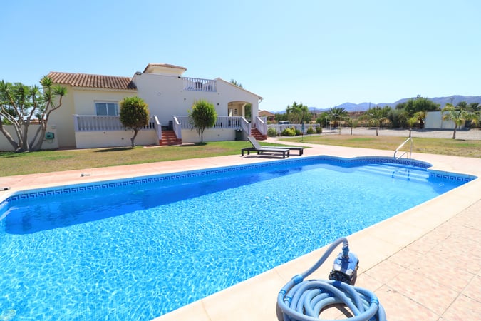 Villa in Lorca - view 1