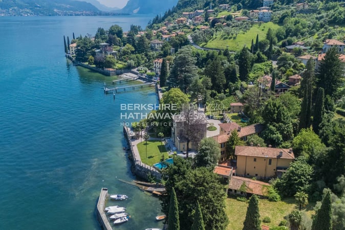 Villa in Limonta - view 1