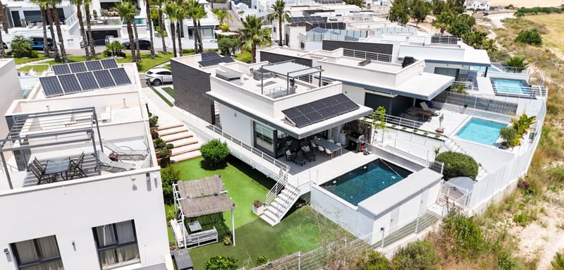 House in San Miguel de Salinas - view 1