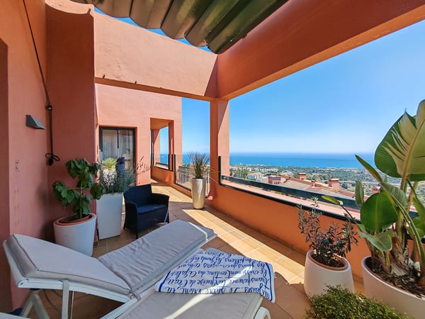 Apartment in Mijas - view 1