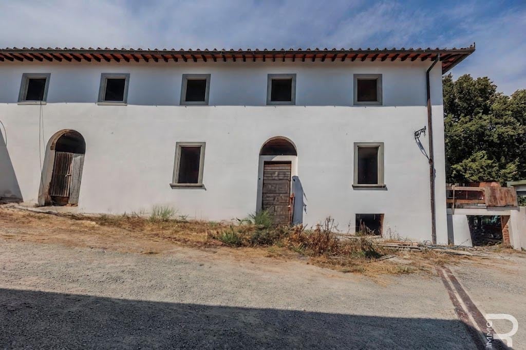 House in Borgo San Lorenzo - Image 2